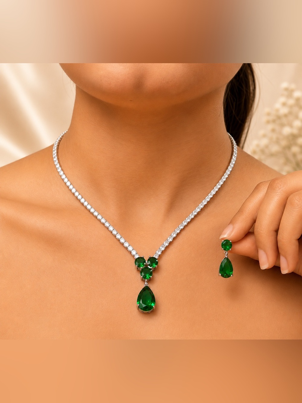 Emerald Green Teardrop Pendant Necklace and Earrings Set